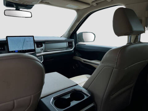2023 Ford Expedition XLT