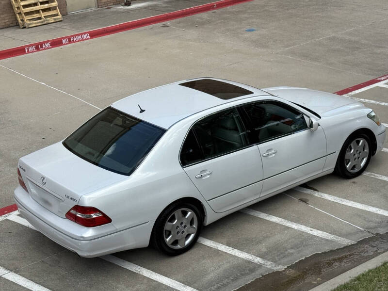 2004 Lexus LS 430