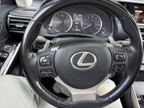 2020 Lexus IS 300
