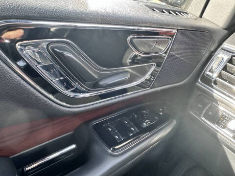 2023 Lincoln Navigator L Standard