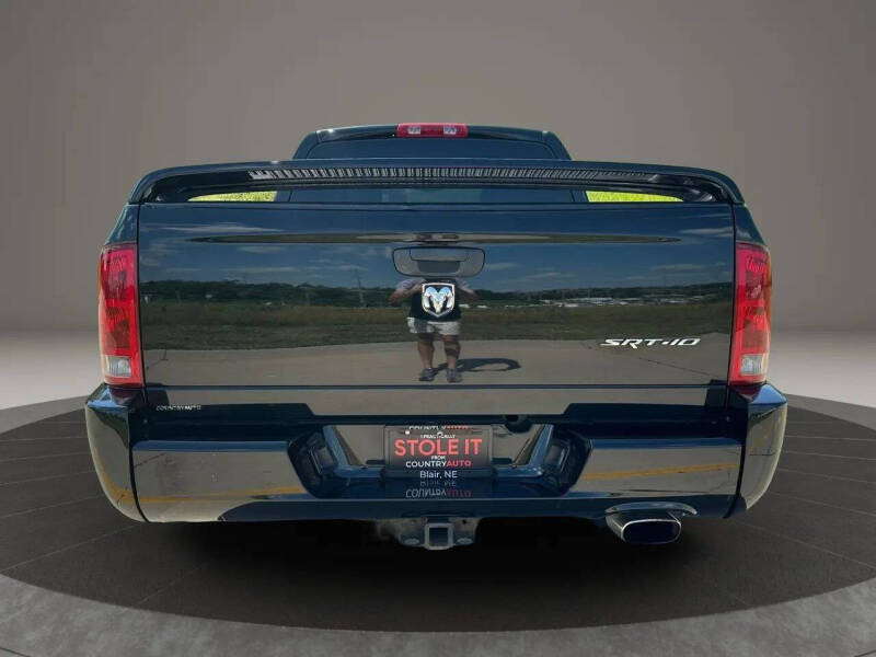 2005 Dodge Ram 1500 SRT-10