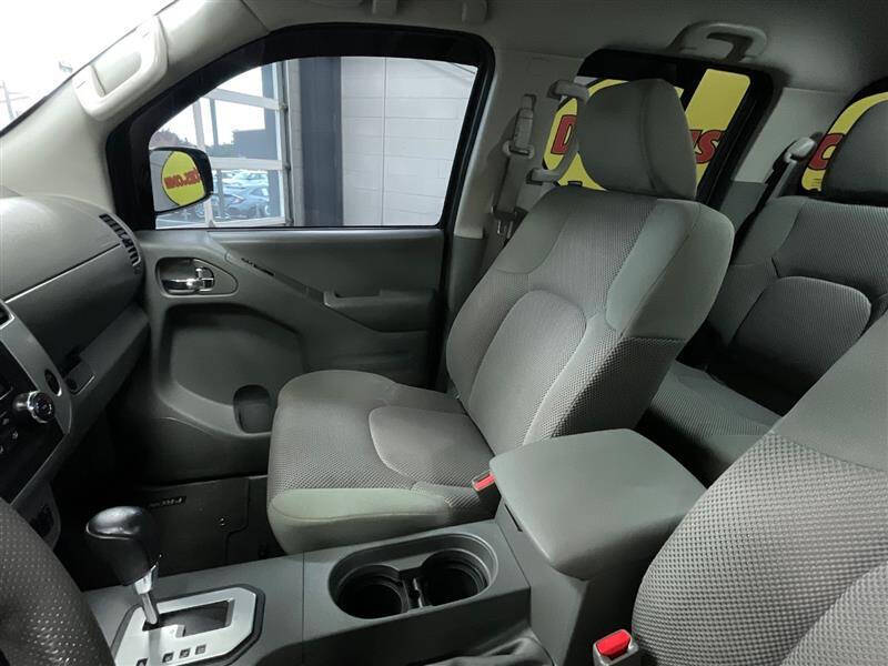 2020 Nissan Frontier SV