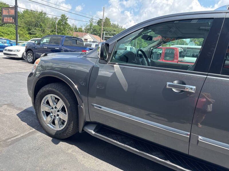 2010 Nissan Armada Platinum