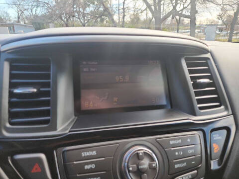 2015 Nissan Pathfinder