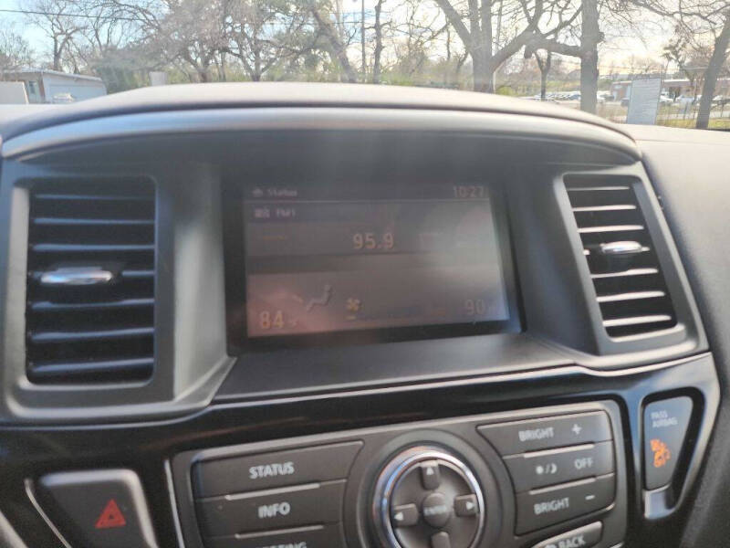 2015 Nissan Pathfinder