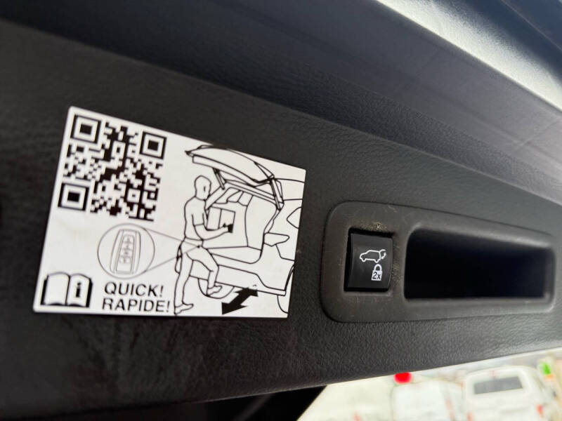 2021 Toyota Sienna XLE 8-Passenger