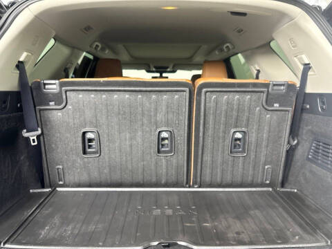 2025 Nissan Pathfinder Platinum