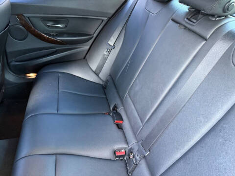 2015 BMW 3 Series 328i