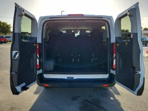 2023 Ford Transit 350 XLT