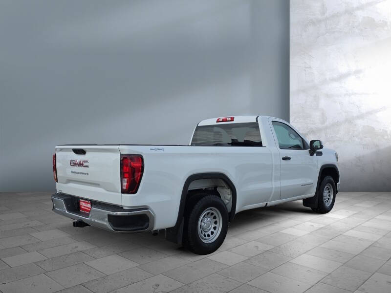 2025 GMC Sierra 1500 Pro