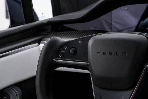 2023 Tesla Model X Plaid