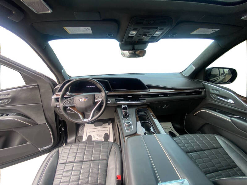 2023 Cadillac Escalade Sport Platinum