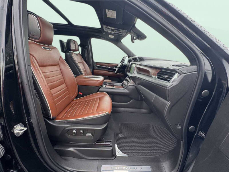 2023 GMC Yukon Denali Ultimate