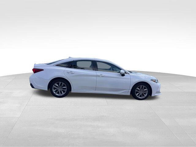 2019 Toyota Avalon XLE