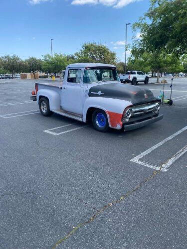 1956 Ford F-100