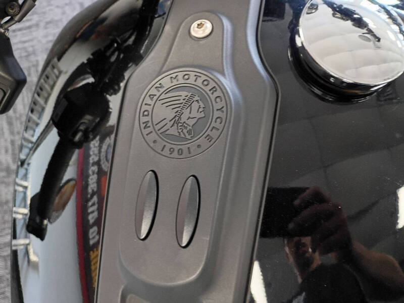 2025 Indian Scout Bobber