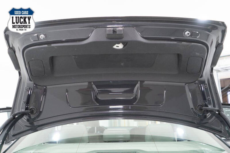 2017 Volkswagen Passat 1.8T R-Line