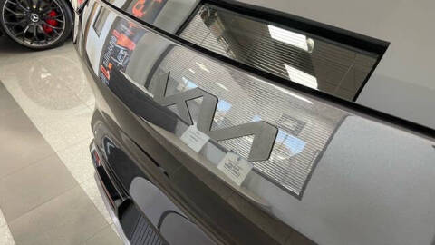 2024 Kia EV9 Land