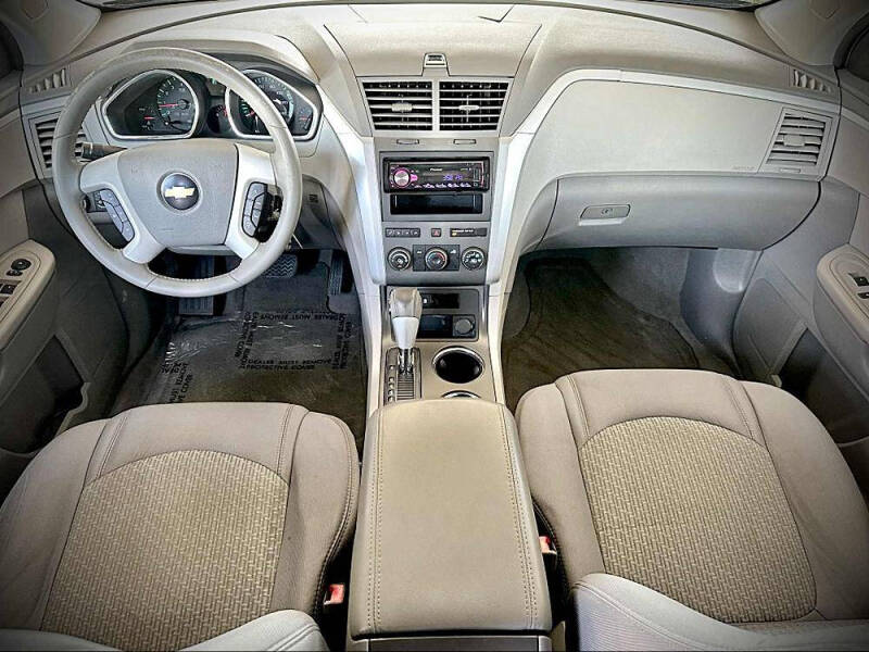 2011 Chevrolet Traverse LT