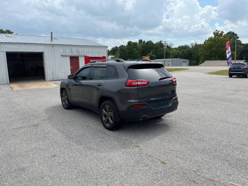 2017 Jeep Cherokee Latitude