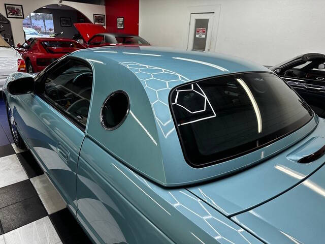 2002 Ford Thunderbird Deluxe