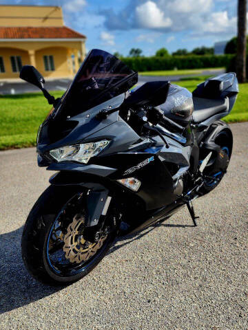 2019 Kawasaki Ninja ZX-6R ABS