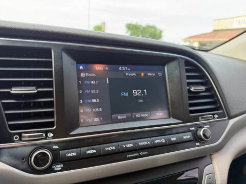 2018 Hyundai Elantra
