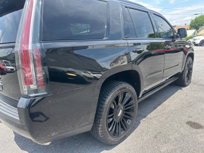 2016 Cadillac Escalade Platinum