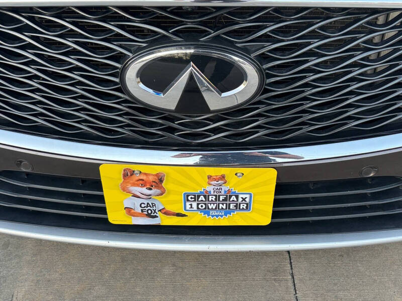 2019 Infiniti QX30 Luxe