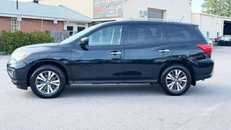 2017 Nissan Pathfinder S