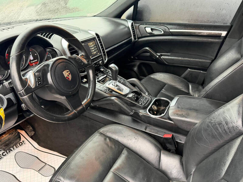 2011 Porsche Cayenne Tiptronic