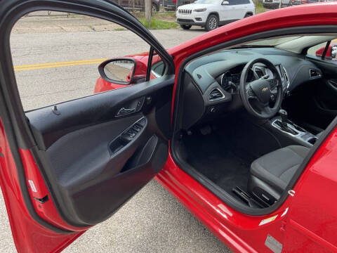 2018 Chevrolet Cruze LT Auto