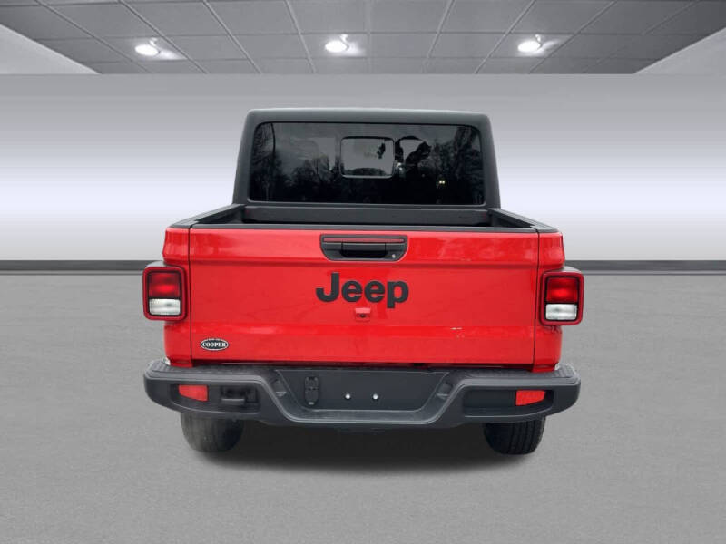 2026 Jeep Gladiator Sport S