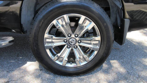 2017 Nissan Titan SV