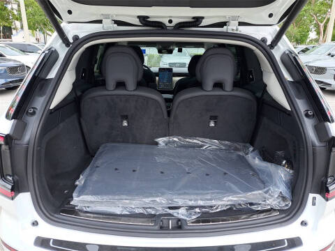 2025 Volvo EX90 Twin Performance Plus 6P