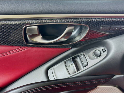 2020 Infiniti Q60 Red Sport 400