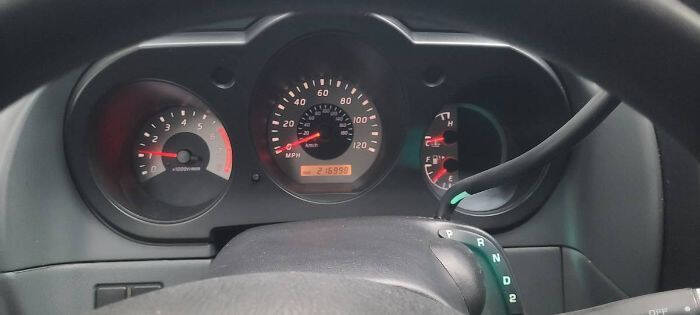 2004 Nissan Frontier XE