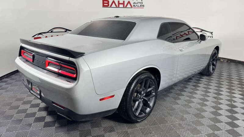 2023 Dodge Challenger SXT