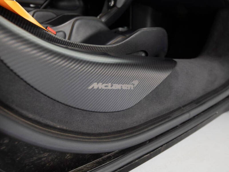 2021 McLaren 765LT