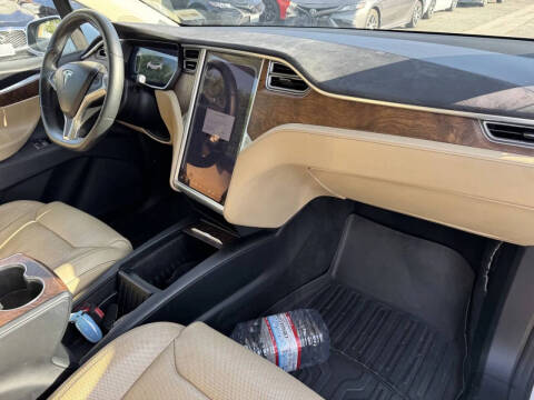 2016 Tesla Model X 75D