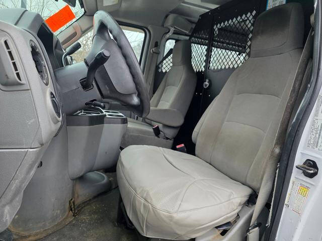 2014 Ford E-Series E-150