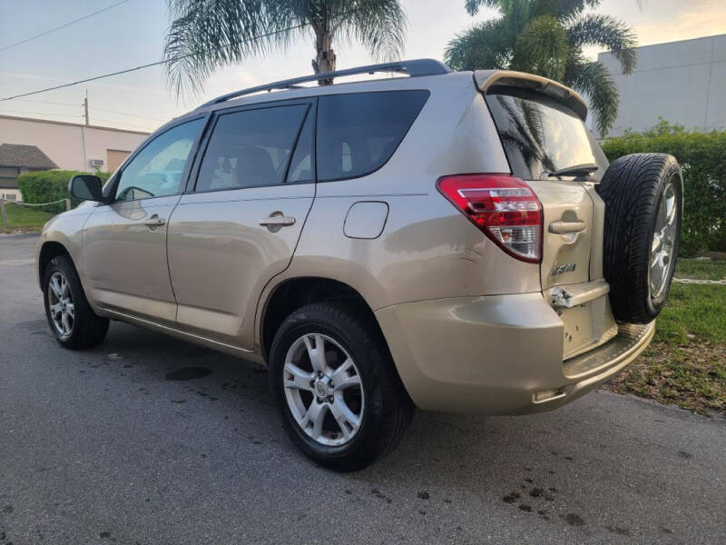 2011 Toyota RAV4