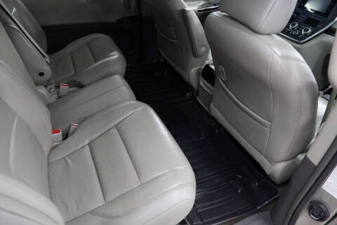 2016 Toyota Sienna