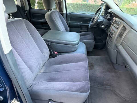 2004 Dodge Ram 1500 SLT