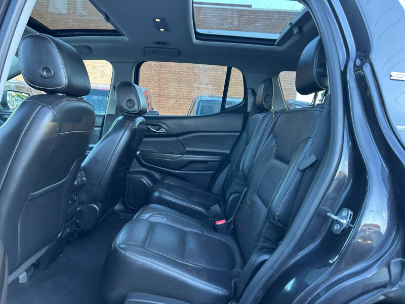 2017 GMC Acadia SLT-1