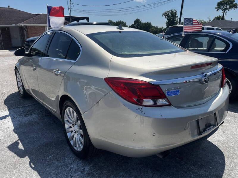 2013 Buick Regal Premium 1