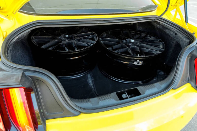 2015 Ford Mustang V6