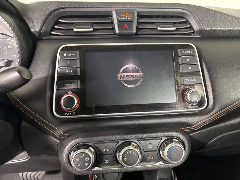 2021 Nissan Versa SR