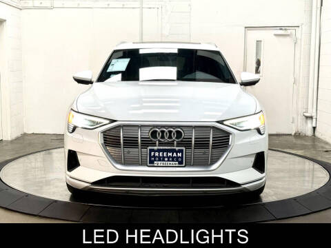 2021 Audi e-tron quattro Premium Plus