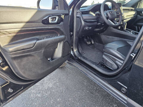 2025 Jeep Compass Trailhawk